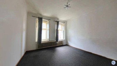 Sanierungsbedürftige Altbauwohnung beim Brunnenmarkt