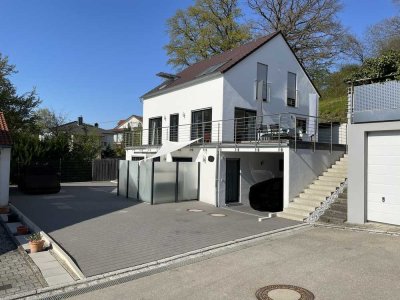 Großzügiges, modernes EFH in Aichelberg in sonniger und ruhiger Lage