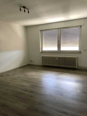 Stilvolle 2-Raum-Wohnung mit Einbauküche in Mörfelden-Walldorf