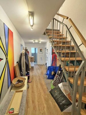 Modernisierte 5-Zimmer-Maisonette Wohnung in Büchenau!
