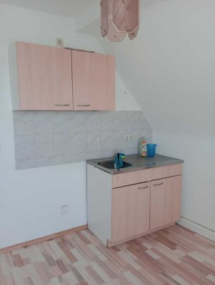 schöne Helle 2 Zimmer Wohnung