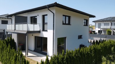 Moderne, neue Doppelhaushälfte in Palting – Ihr neues Zuhause wartet!