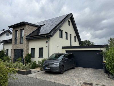 Modernes Einfamilienhaus in Unna - Pool · Sauna · Wintergarten · PV · Doppelgarage