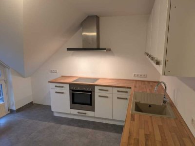 Kernsanierte, wunderschöne Wohnung mit großem Balkon in Willich-Wekeln