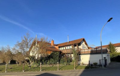 Gepflegtes Zweifamilienhaus in Steinenstadt