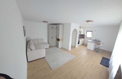 Smarte, Excl.  1-Raum-Wohnung mit gehobener Innenausstattung, Möbeliert mit Einbauküche in Karlsfeld
