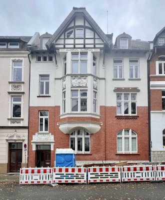 Elegante 4-Zimmer Wohnung mit Balkon im 1. OG in Bielefeld-Innenstadt