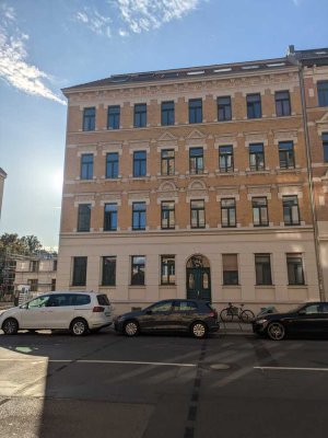 Befristete 5-Raum-Maisonette-Wohnung mit eigenem Garten