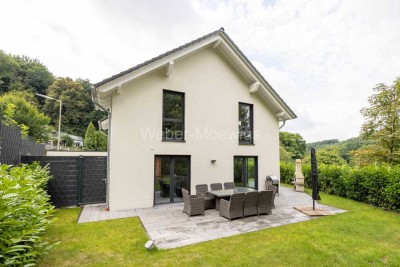 Energieeffizientes Einfamilienhaus (Bj. 2021, Klasse A) mit PVA + 2. Bauparzelle auf sep. Flurstück