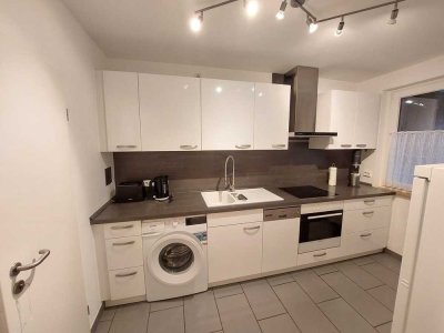 Erstbezug nach Sanierung! Gemütliche 2-Raum-Wohnung mit exklusiver Innenausstattung, EBK und Balkon