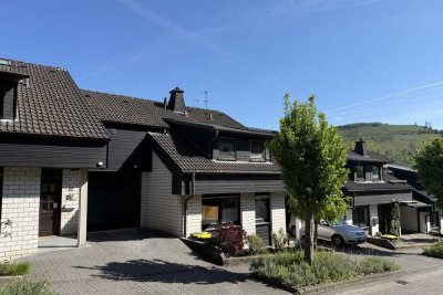 Toplage Altenhundem, Zuhause mit Aussicht und Einliegerwohnung, Glasfaseranschluss