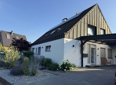 Exklusives Einfamilienhaus mit Einliegerwohnung