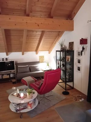 gemütliche 1-Zimmer-Dachgeschoss-Wohnung in Freilassing
