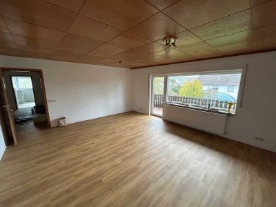 Vollständig renovierte & modernisierte 5-Zimmer-Wohnung mit Balkon in Amöneburg