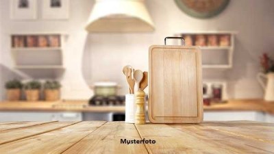 Wohnhaus mit Scheune und Schuppen - ohne Provision!