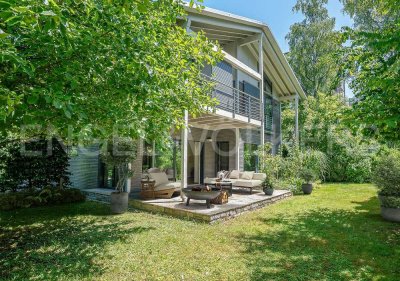 Sonnige Oase der Ruhe: Einzigartiger Luxus in begehrter Lage