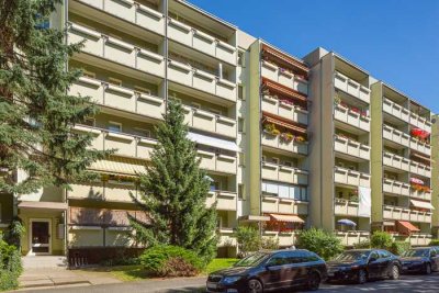 Ihr neues Zuhause! Renovierte 3-Raum-Wohnung mit Balkon!