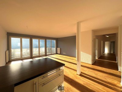 226 Immobilien | PREISREDUKTION 6 Zimmer-Dachgeschosswohnung + 3 Balkone / optional 2 TG-AP in Patsch