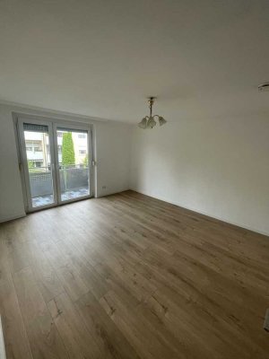 Exklusive 2-Zimmer-Wohnung mit Balkon und Stellplatz in Backnang