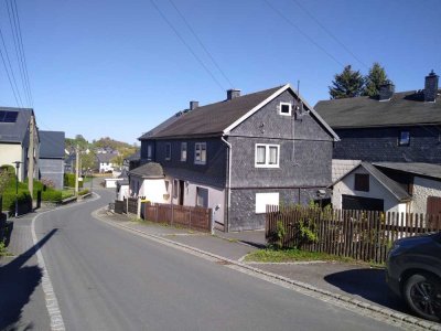 Zweifamilienhaus in Rosenthal am Rennsteig (Thüringen)