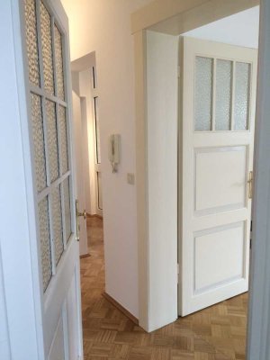 Stilvolle Altbau-Wohnung mit Wintergarten - im Bielefelder Westen / Schildesche.