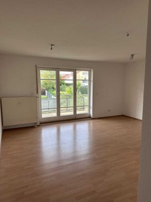 Charmante, helle  1,5-Zimmer-Wohnung mit EBK in Bönnigheim
