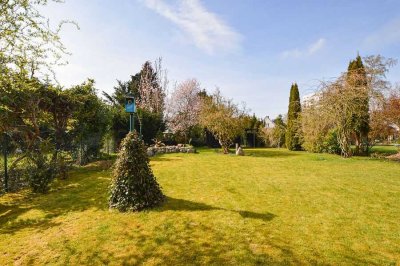 Elmshorn - ein Bijou: Gemütliches Einfamilienhaus mit Sonnenterrasse, herrlichem Garten u. Garage..!