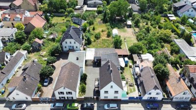 Sanierungsbedürftiges Einfamilienhaus auf XXL-Grundstück in guter Lage von Riedstadt-Erfelden