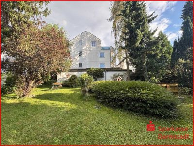 Helle 2-Zimmer Dachgeschosswohnung in ruhiger Lage