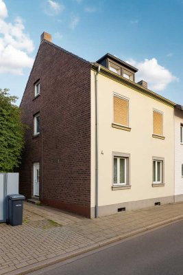 Ihre Oase in Köln - Mehrfamilienhaus + freistehendes Einfamilienhaus mit großem Garten