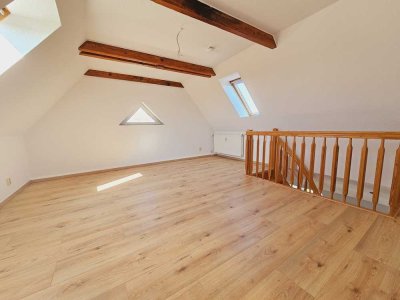 Maisonette-Traum - saniert, EBK und Balkon!