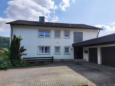 Helle 3-Zimmer-Souterrainwohnung mit großem Garten - ruhig gelegen, aber dennoch gut angebunden