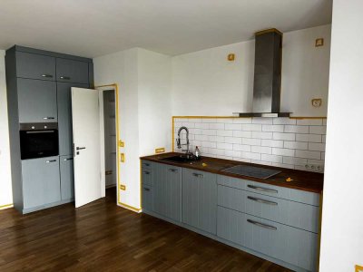 Helle und stilvolle Erdgeschoss Wohnung  mit Garten