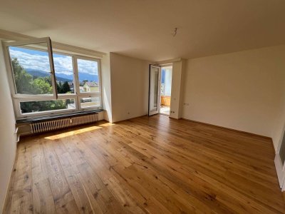 frisch sanierte, lichtdurchflutete Wohnung, Ruhelage nähe Schloss Ambras