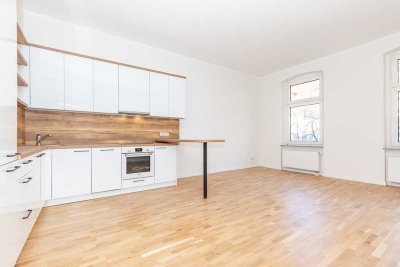 Traumhafte 2-Zimmer-Wohnung mit Einbauküche. Sanierter Zustand, neue Heizungsanlage im Gebäude!