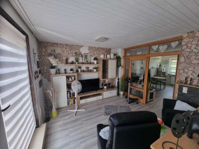 Schöne 1,5-Zimmer-Dachgeschosswohnung mit Dachterrasse und EBK in Bad Harzburg