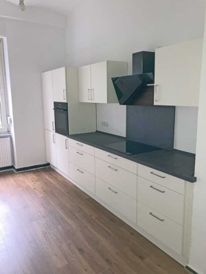 7038 - Sanierte 2-Zimmerwohnung mit Einbauküche und Tageslichtbad!