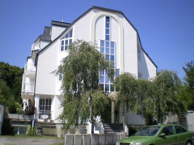 Sonnige Maisonettenwohnung mit zwei Süd-Balkonen zu vermieten!