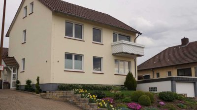 Stilvolle 2-Zimmer-DG-Wohnung mit schöner Innenausstattung in Nörten-Hardenberg