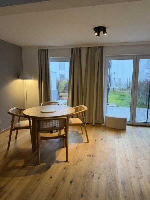 Modernes Reihenhaus mit hochwertiger Ausstattung und Garten