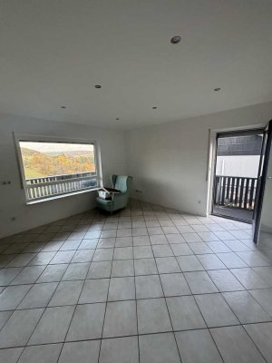 Außergewöhnliche Maisonette-Wohnung in Heimbuchenthal