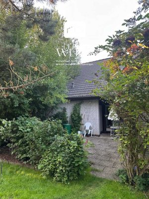 Zweifamilienhaus in Hanglage, voll unterkellert mit Garage, verhandelbarer Kaufpreis