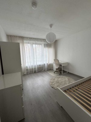 NUR WG ANFRAGEN! Zimmer möbliert ab SOFORT/nach Absprache zu vermieten (Mädels-WG)