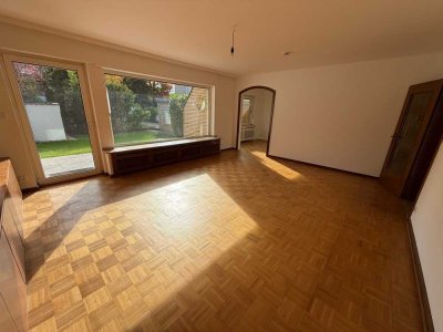 Helle frisch renovierte 3 Zimmer Wohnung im EG mit großer Terrasse in 40667 Meerbusch Büderich