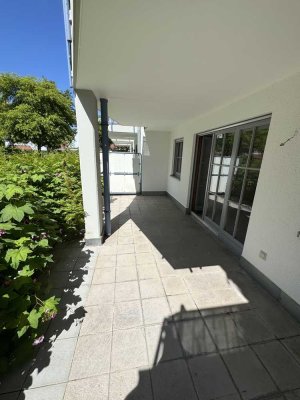 Helle 3-Zimmer-Wohnung (inkl. TG-Stellplatz und Kellerabteil)