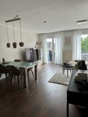 Lichtdurchflutete 3,5-Zimmer-DG-Wohnung mit Balkon in 44869