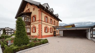 KUNDL - exklusive, teilmöblierte 2 stöckige 2-Zimmer Maisonettenwohnung