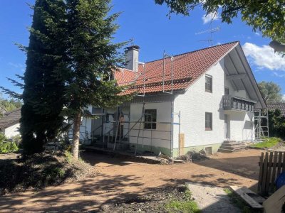 Einfamilienhaus (Erstbezug nach Sanierung) in Schwabmühlhausen mit Garage