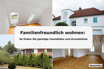 Mehrfamilien-Doppelhaushälfte mit fünf Wohnungen als Kapitalanlage
