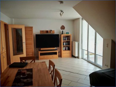 Lichtdurchflutete Dachwohnung! TG-Stellplatz und großer Speicher inklusive!